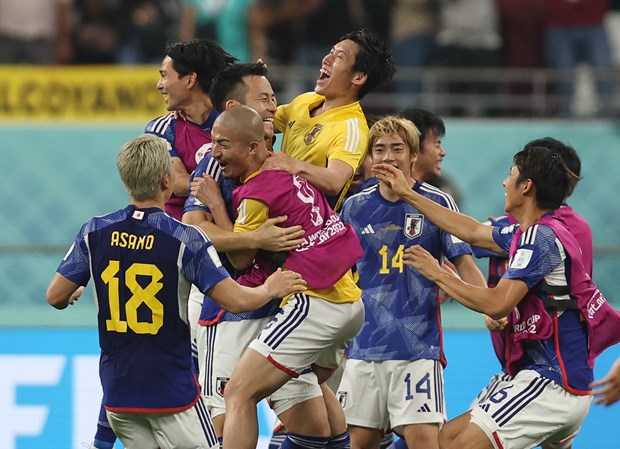 VAR đã sai khi từ chối bàn thắng của ĐT Nhật Bản?