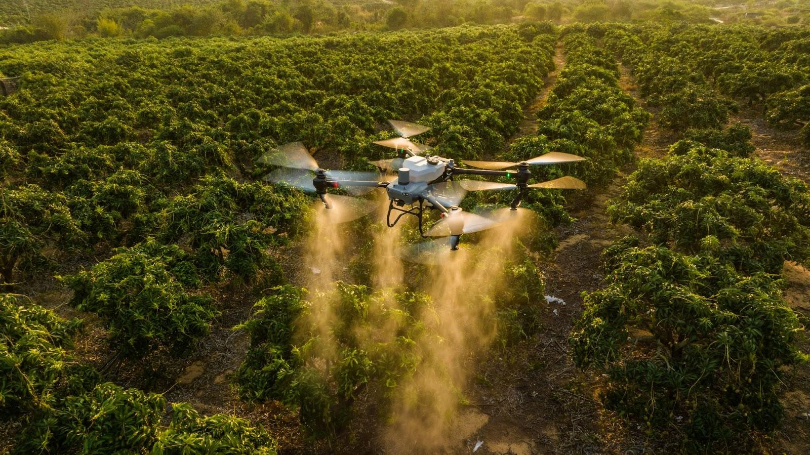 AgriDrone Việt Nam ra mắt thế hệ máy bay nông nghiệp mới DJI Agras T50 và DJI Agras T25